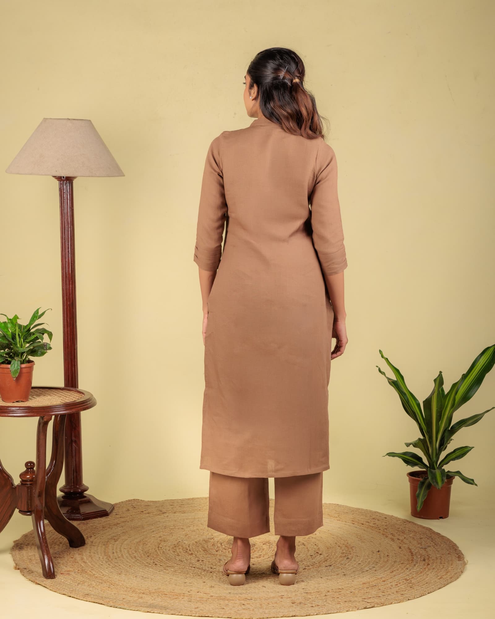 Oak Pleated Kurta view 4